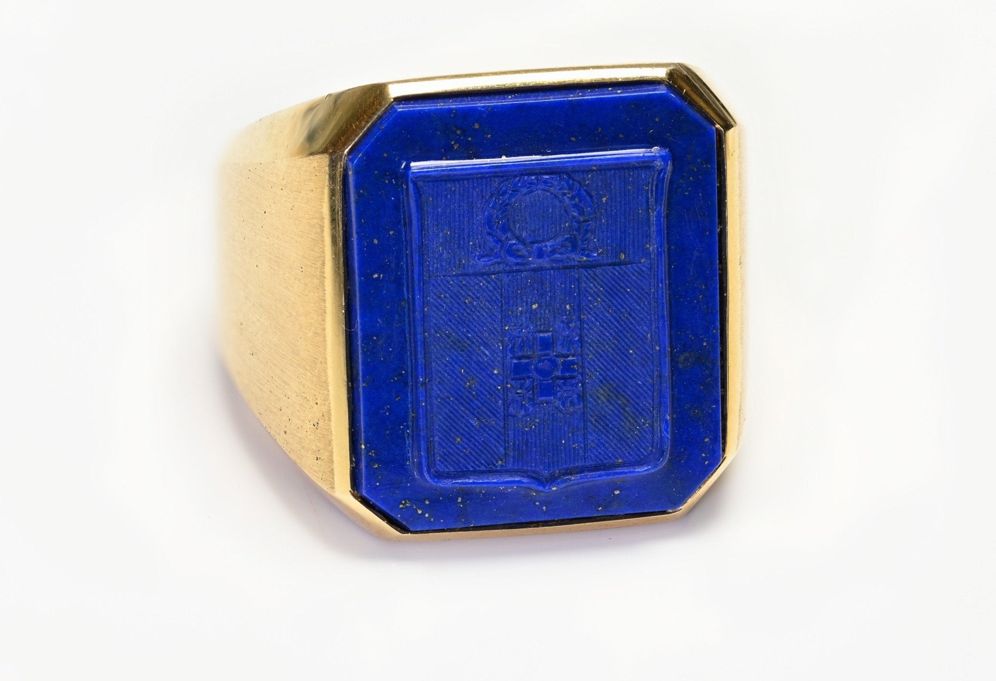 Men’s Ring Lapis Crest Set in 18K Gold