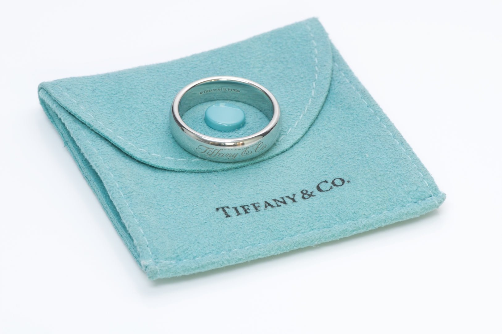 Men’s Tiffany & Co. Platinum Wedding Band