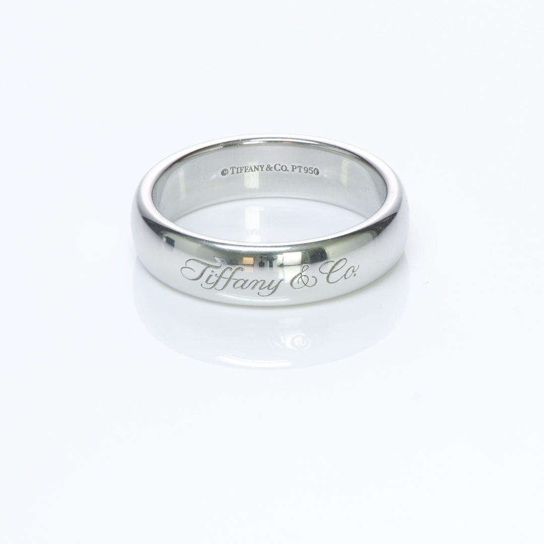 Men’s Tiffany & Co. Platinum Wedding Band
