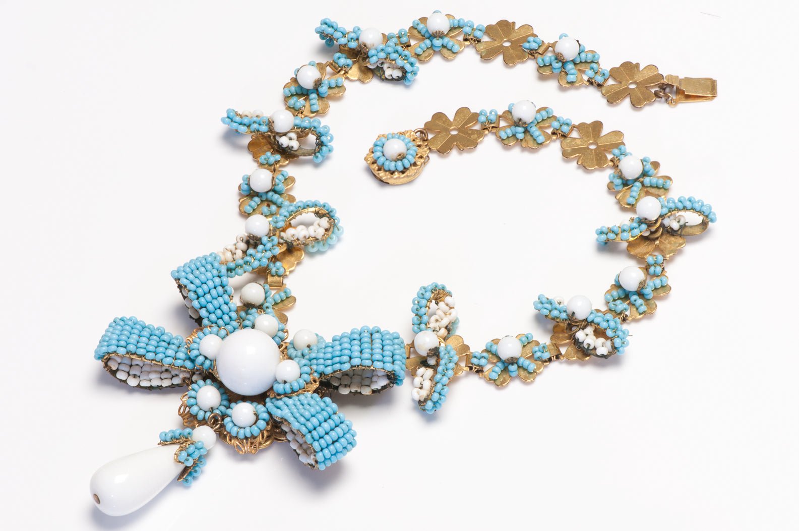 Miriam Haskell 1960’s Gripoix Blue White Glass Beads Bow Pendant Necklace