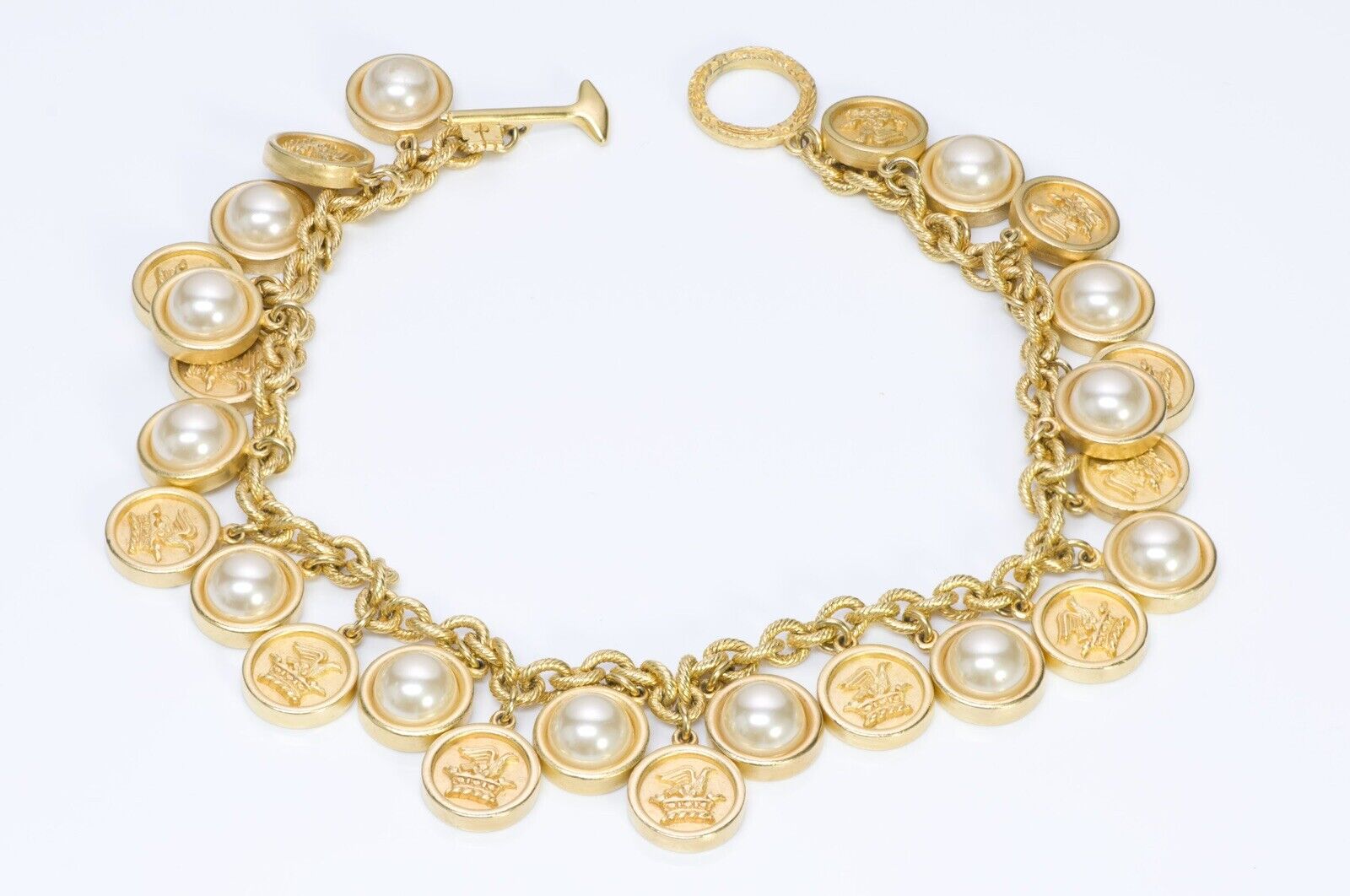 MISH Tworkowski NY 1980’s Gold Plated Griffin Charm Pearl Chain Collar Necklace