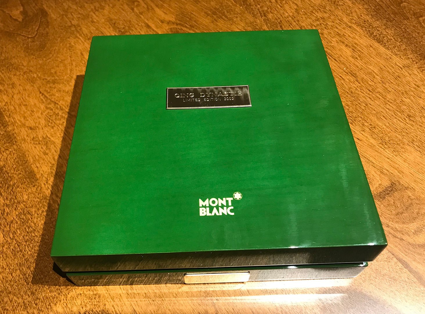 Montblanc Jade Dragon Qing Dynasty Limited Edition Fountain Pen