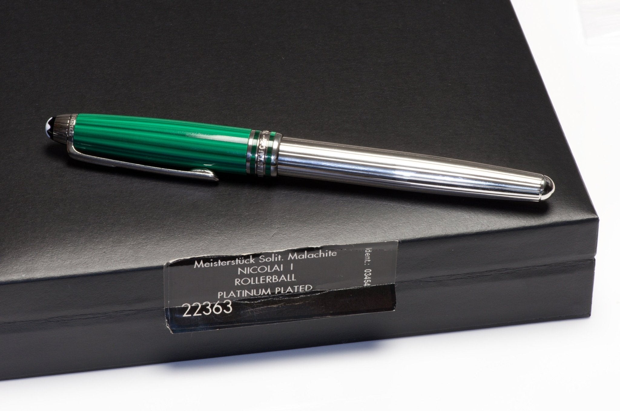 Montblanc Meisterstuck Solitaire Nikolai 1 Platinum Plate Rollerball Pen