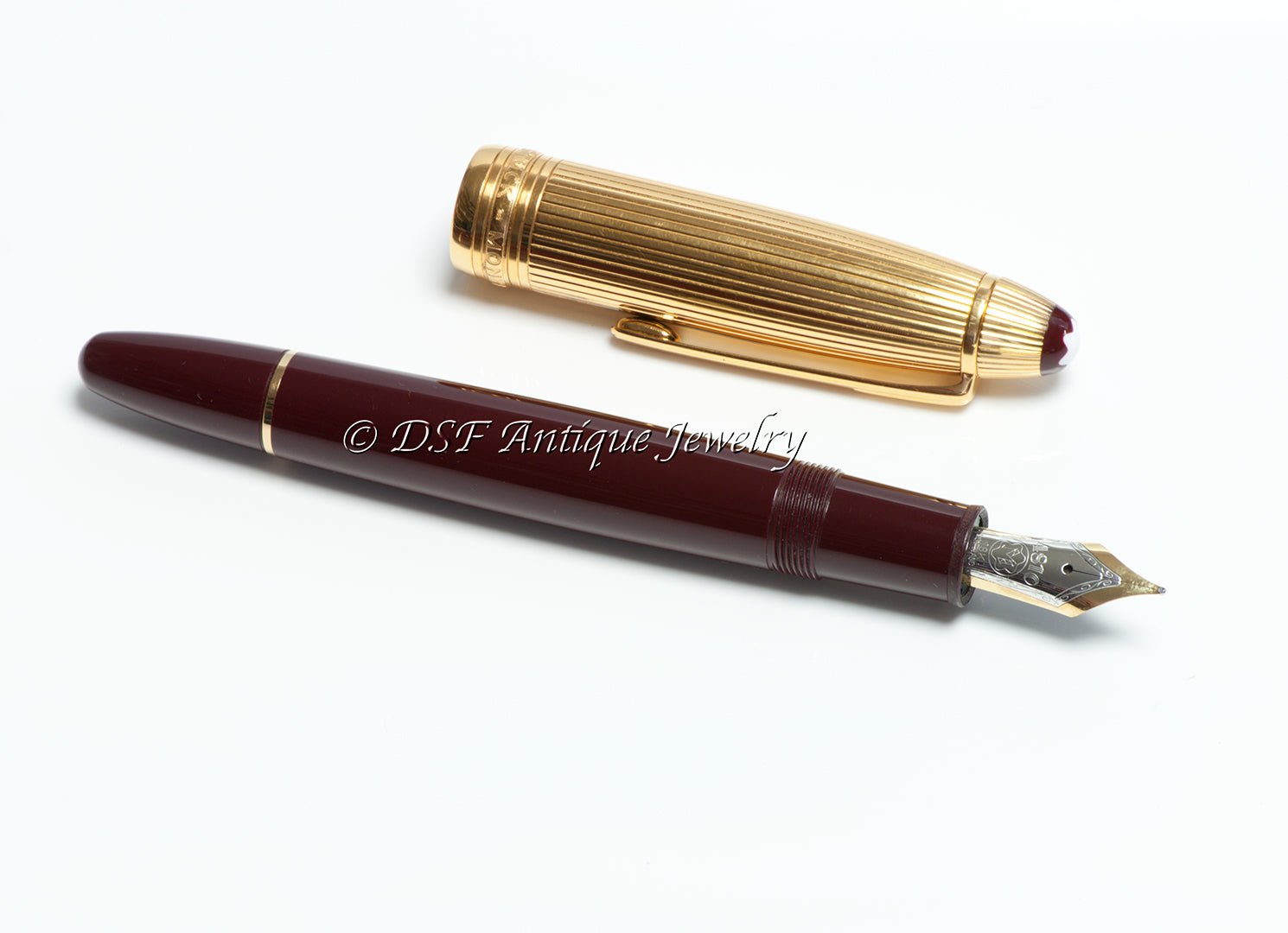 Montblanc Solitaire Doue Vermeil Bordeaux Burgundy Cartridge Fill Fountain Pen