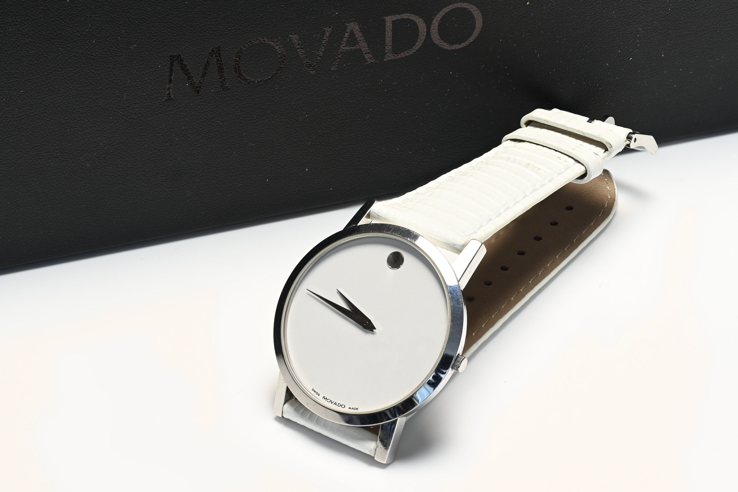 Movado Museum White Dial White Leather Strap Wrist Watch