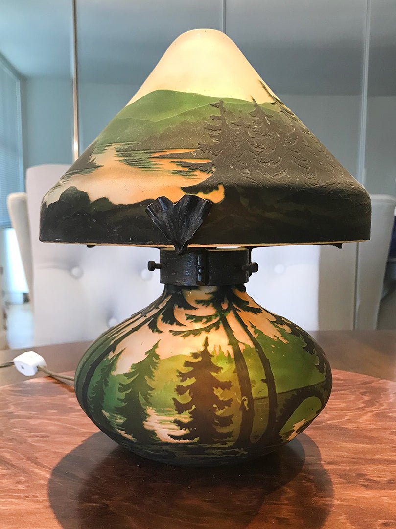 Muller Frères Lunéville Cameo Glass Lamp