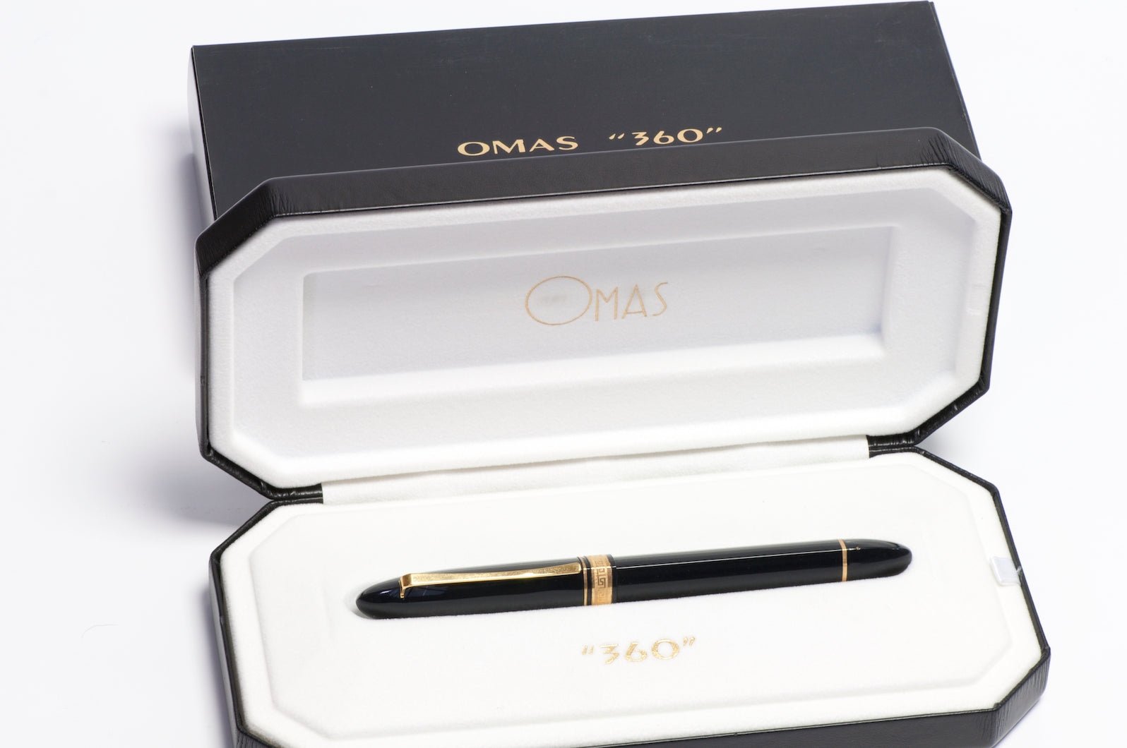Omas 360 Resin Golden Trim Jumbo Fountain Pen