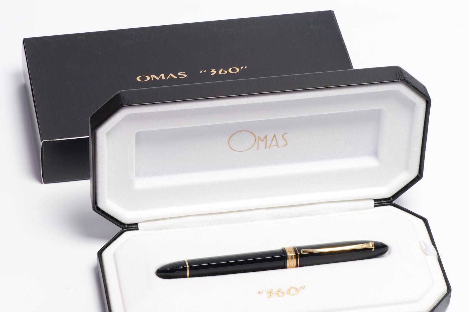 Omas 360 Resin Jumbo Rollerball Pen