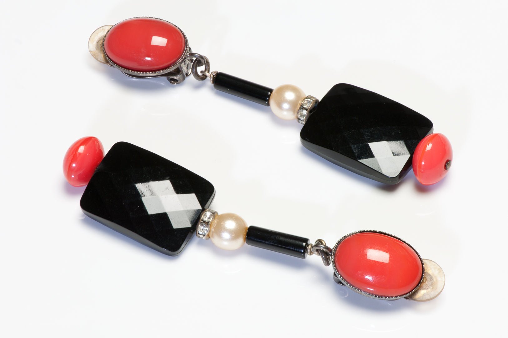Philippe Ferrandis Paris Asian Style Long Red Glass Pearl Black Resin Earrings