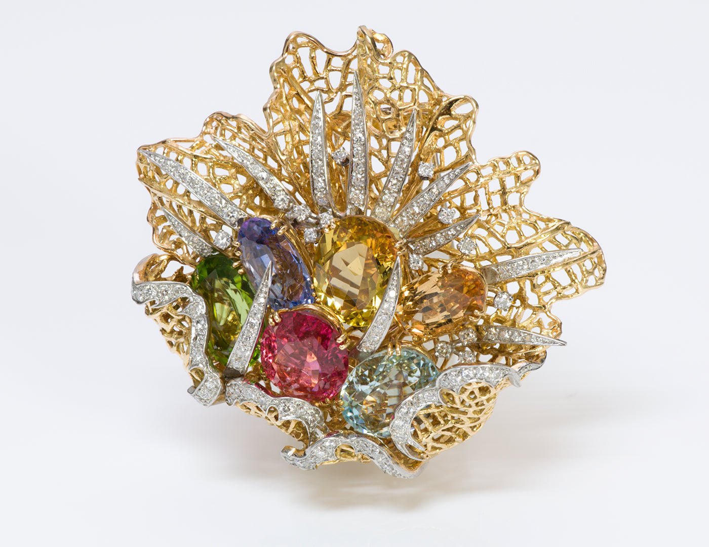 René Kern Paris 18K Gold Gemstone Diamond Brooch