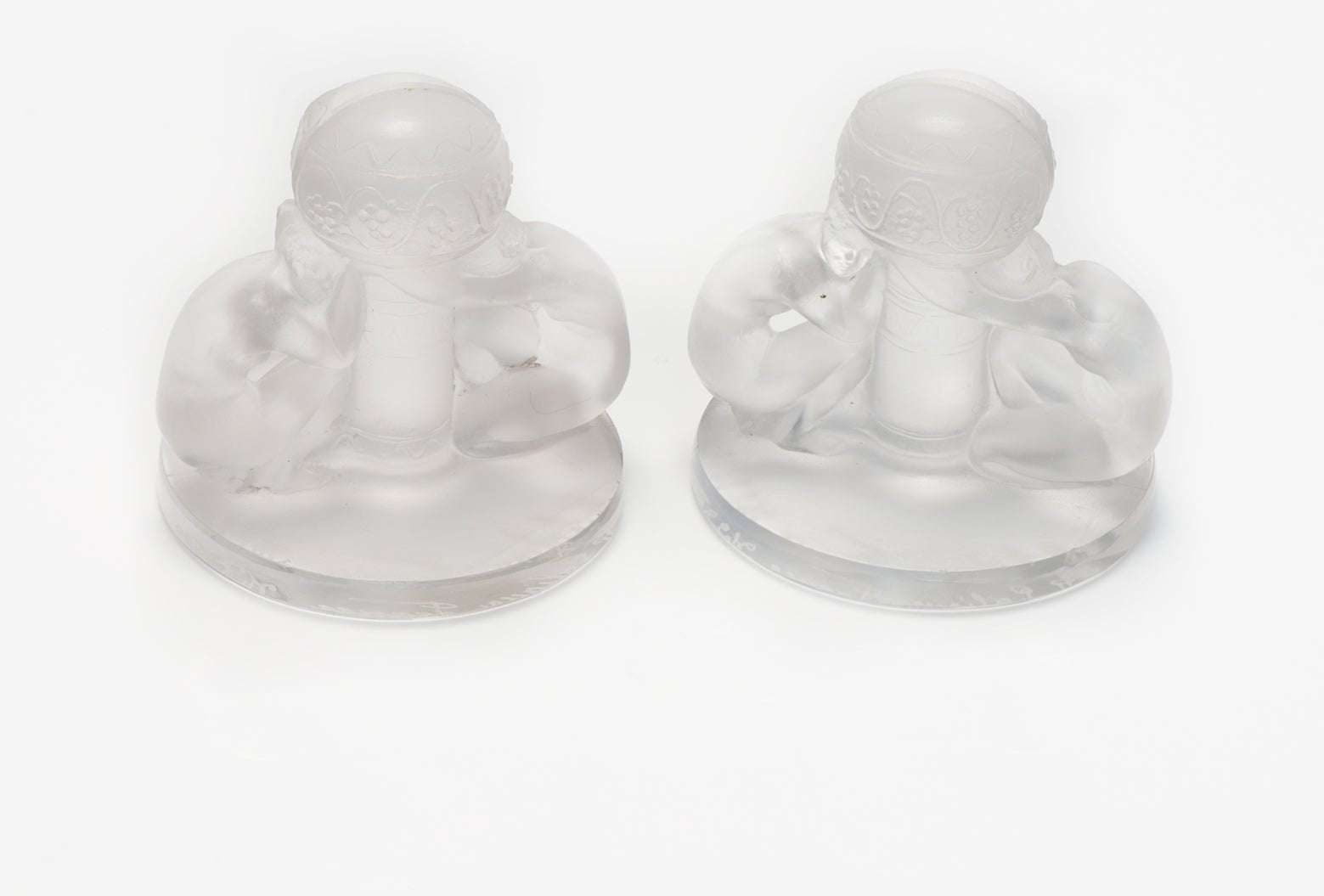 Rene Lalique Place Card Holder Deux Figurines