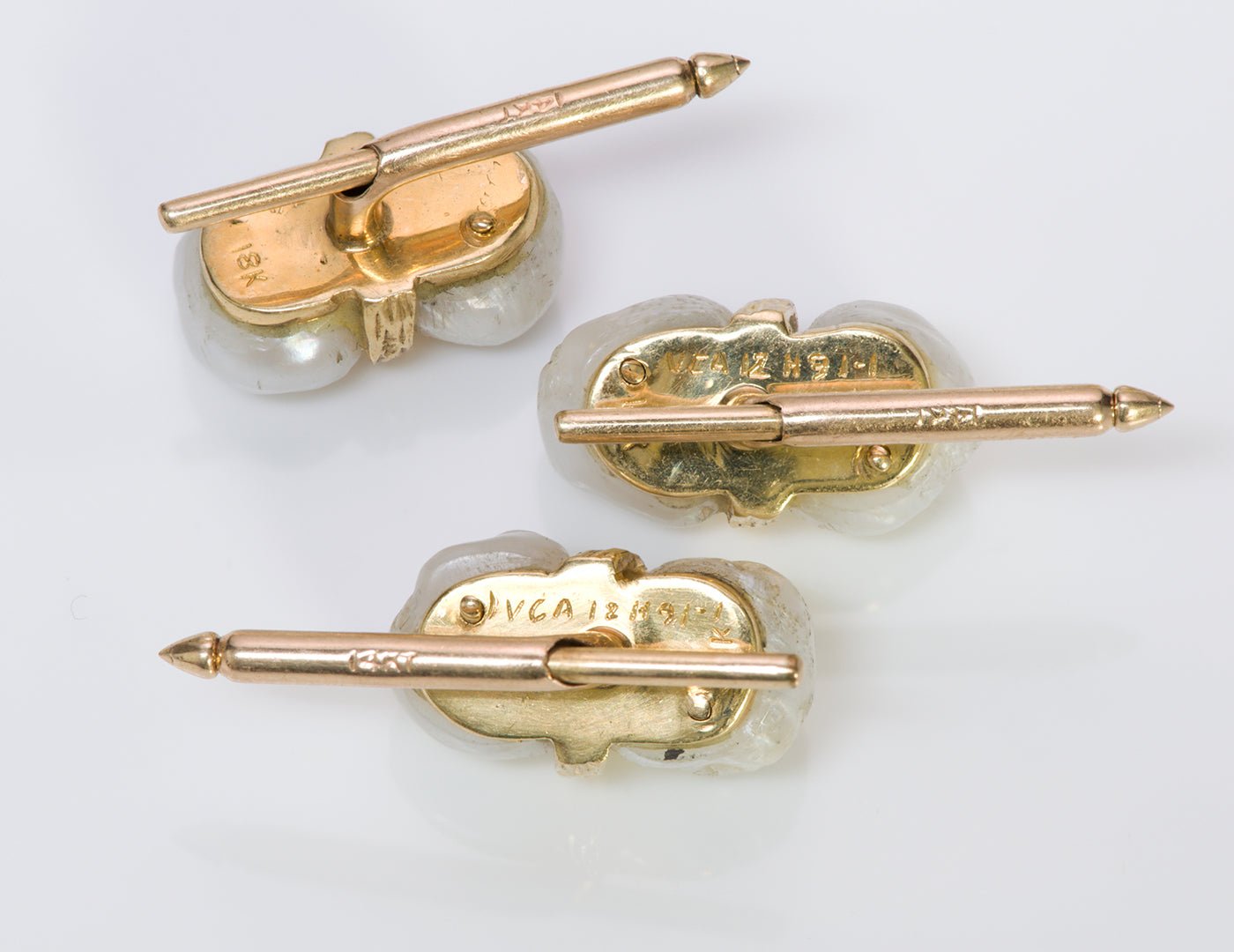 Ruser Freshwater Pearl Cufflink & Van Cleef Arpels Studs
