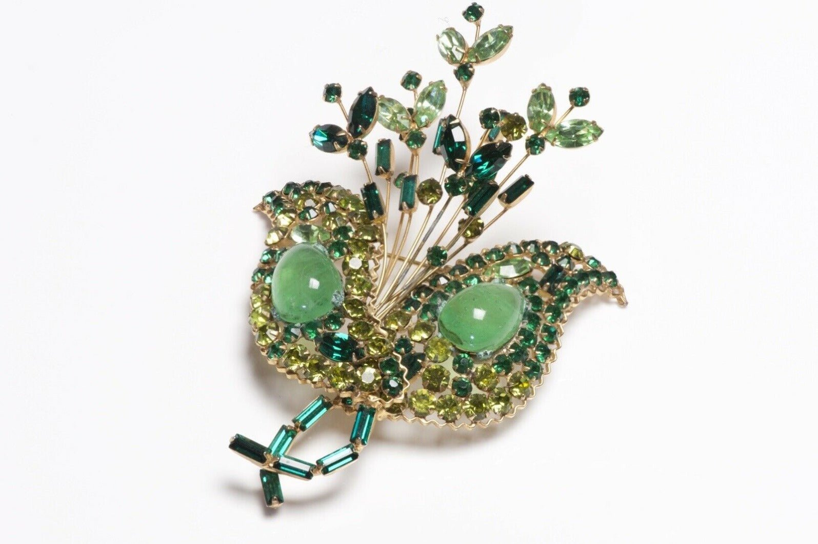 SCHREINER New York 1950’s Green Cabochon Glass Crystal Flower Brooch