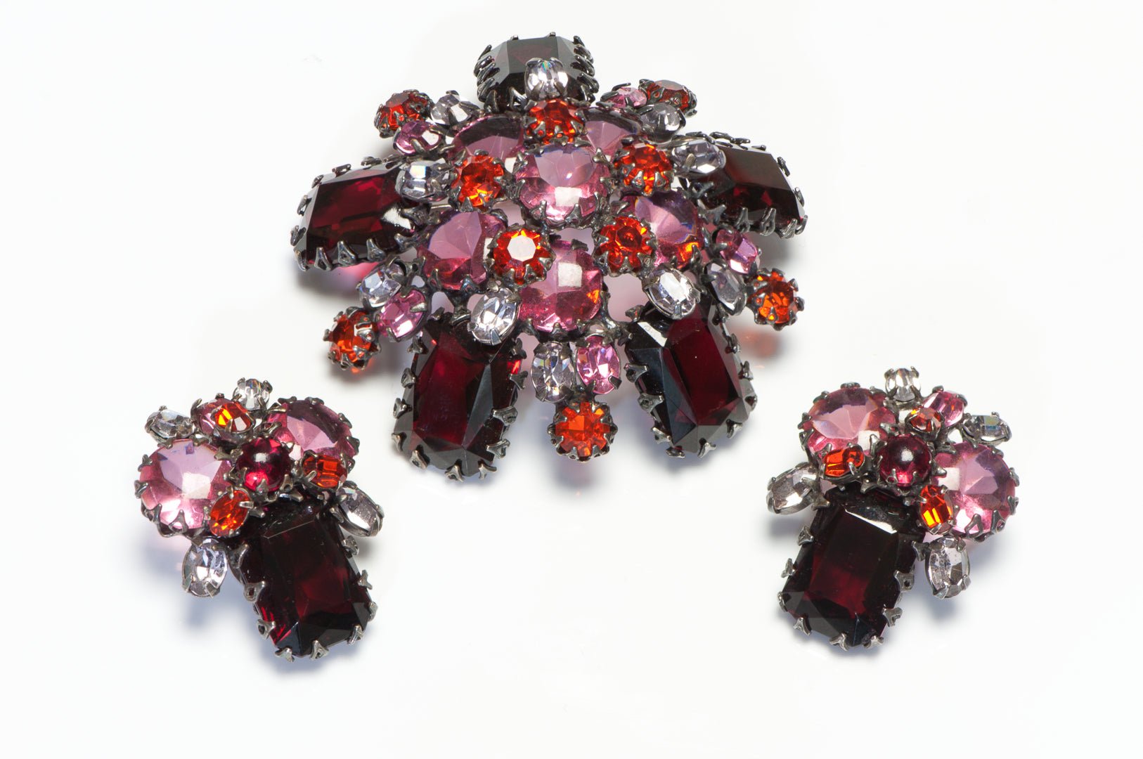 Schreiner NY 1960’s Pink Red Crystal Flower Earrings Pendant Brooch Set