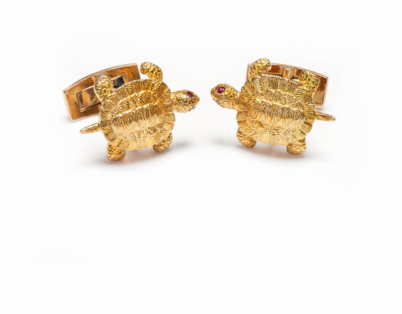 Scully & Scully 18K Yellow Gold Ruby Turtle Cufflinks