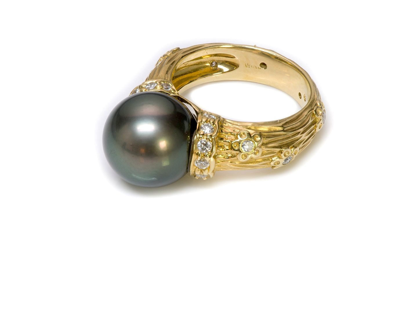Tahitian Pearl 18K Yellow Gold Diamond Ring