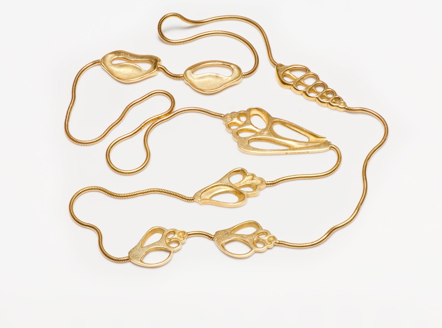 Tiffany & Co. Angela Cummings 18K Gold Seashell Necklace