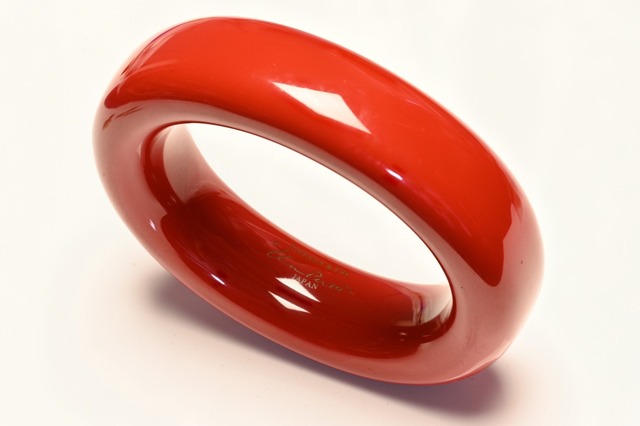 Tiffany & Co. Elsa Peretti Red Lacquered Wood Doughnut Bangle Bracelet