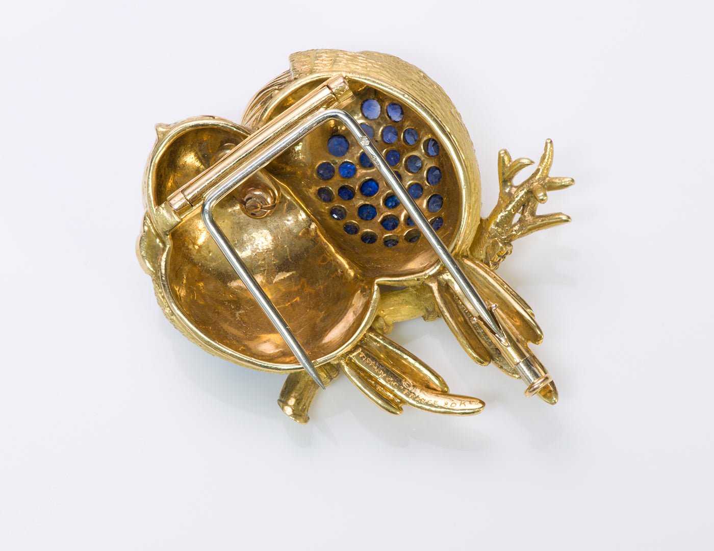 Tiffany & Co. France 20K Gold Diamond Sapphire Turquoise Bird Brooch