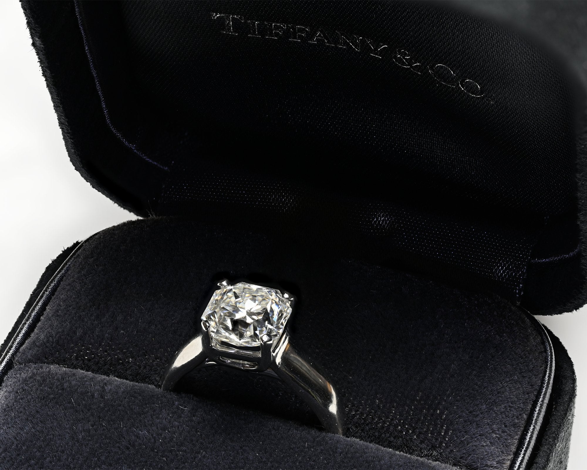 Tiffany & Co. Lucida Platinum 2.79 CTW Diamond Engagement Ring
