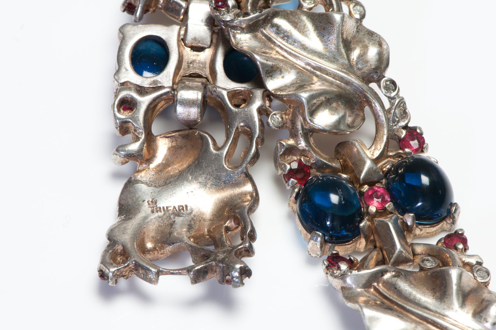 Trifari 1945 Alfred Philippe Sterling Blue Cabochon Red Crystal Leaf Bracelet