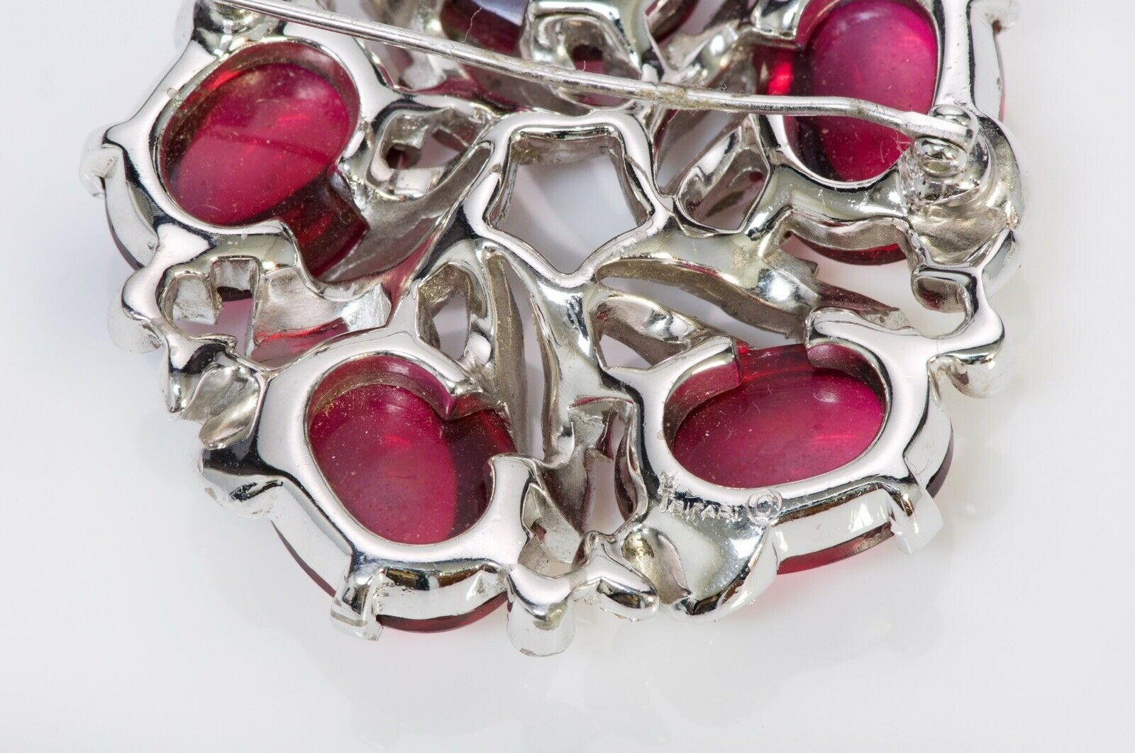 TRIFARI Alfred Philippe 1940’s Red Pink Cabochon Glass Crystal Flower Brooch
