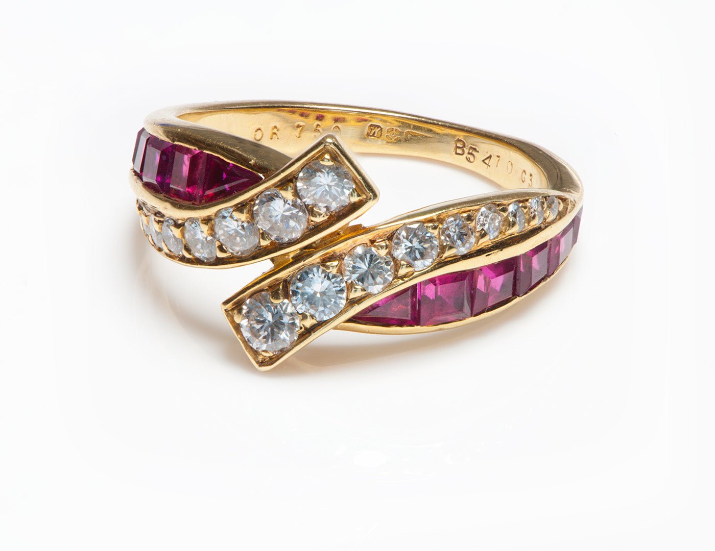 Van Cleef & Arpels 18K Gold Diamond Ruby Ring