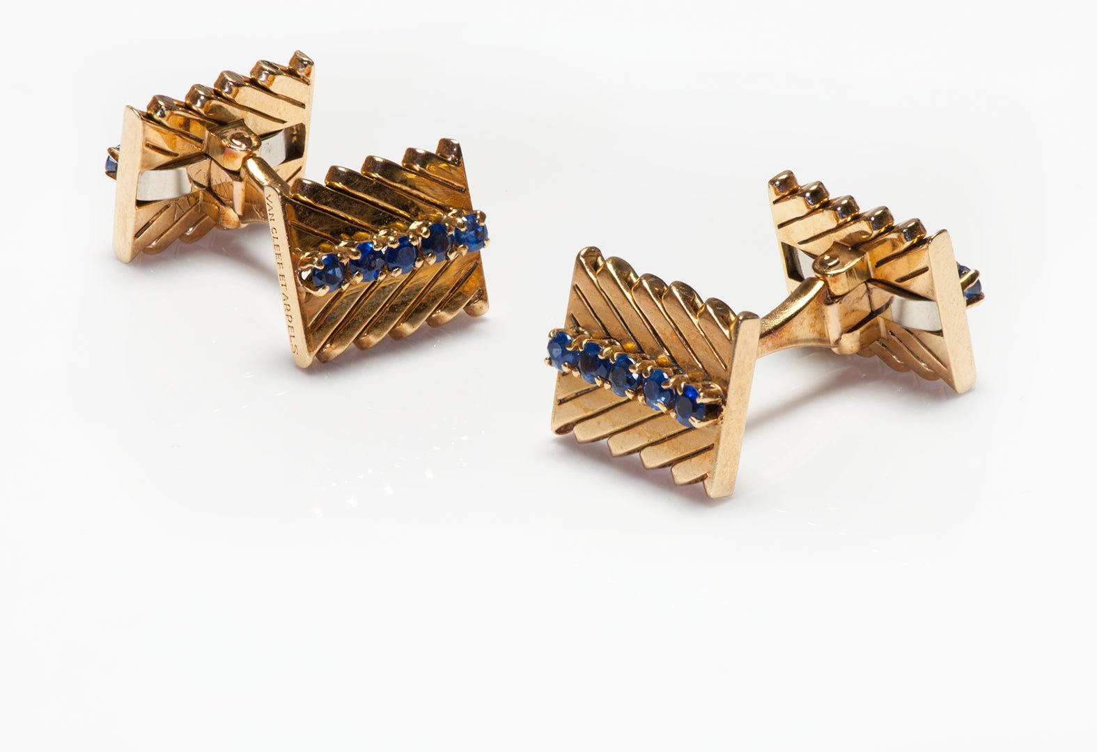 Van Cleef & Arpels 18K Yellow Gold Sapphire Cufflinks