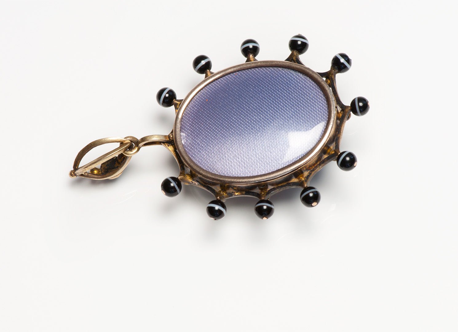 Victorian Gold Reverse Crystal Dog Agate Pendant