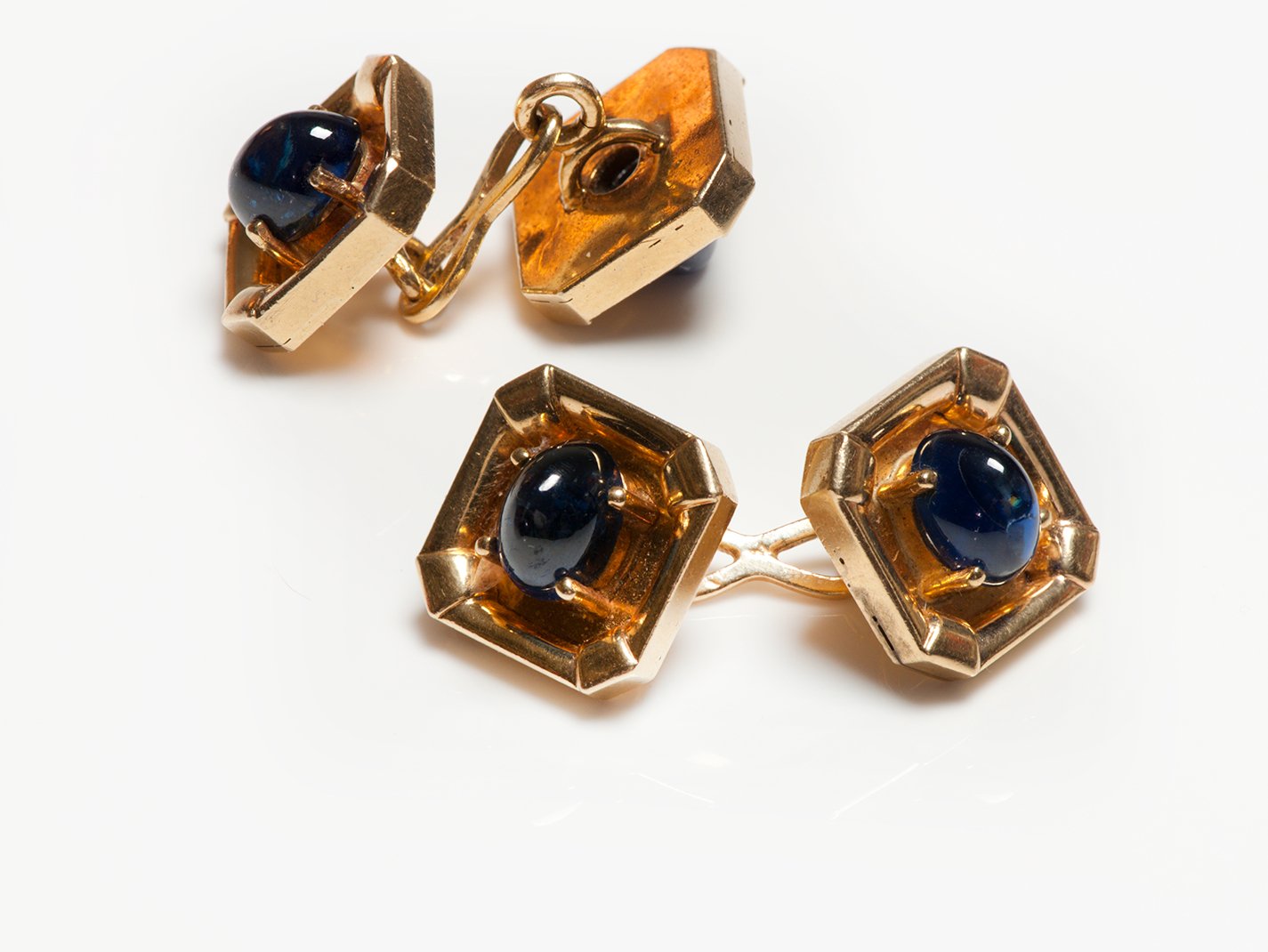 Vintage 14K Yellow Gold Cabochon Sapphire Cufflinks