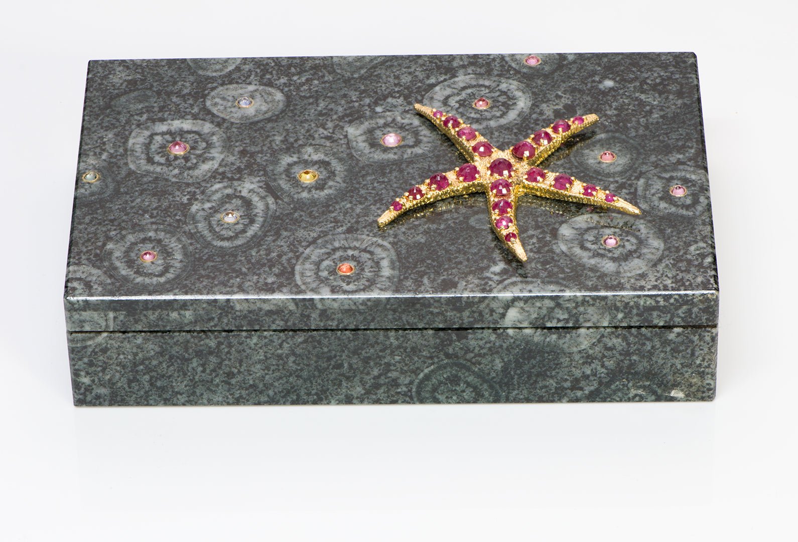 Vintage 18K Gold Gemstone Ruby Starfish Agate Box