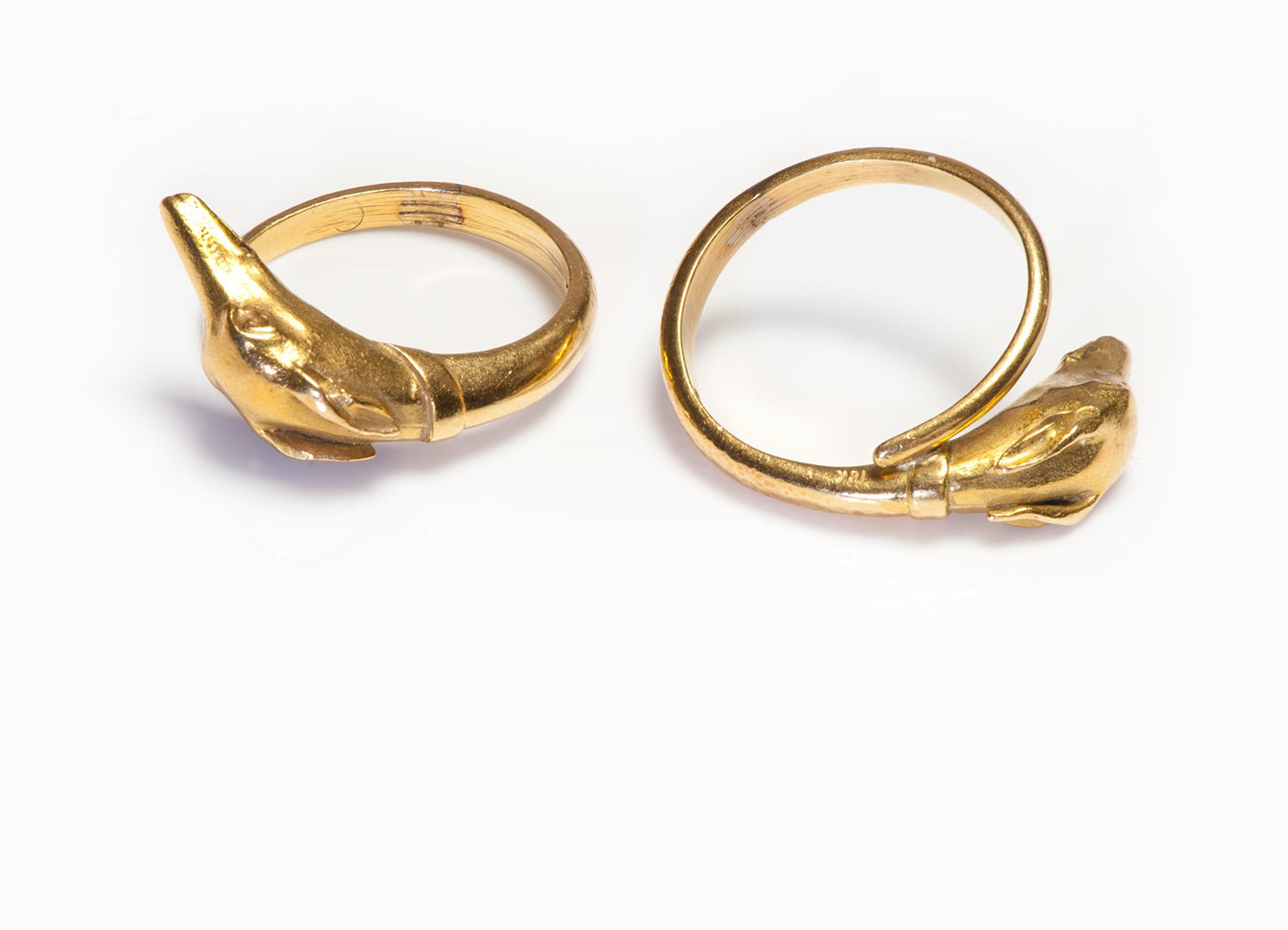 Vintage 18K Gold Handmade Interlocking Greyhound Dog Rings
