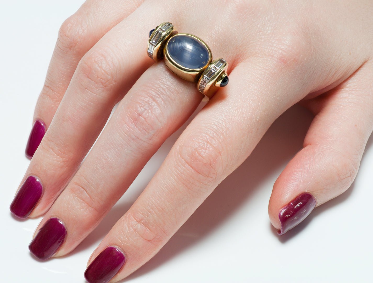 Vintage 18K Gold Star Sapphire & Baguette Diamond Ring