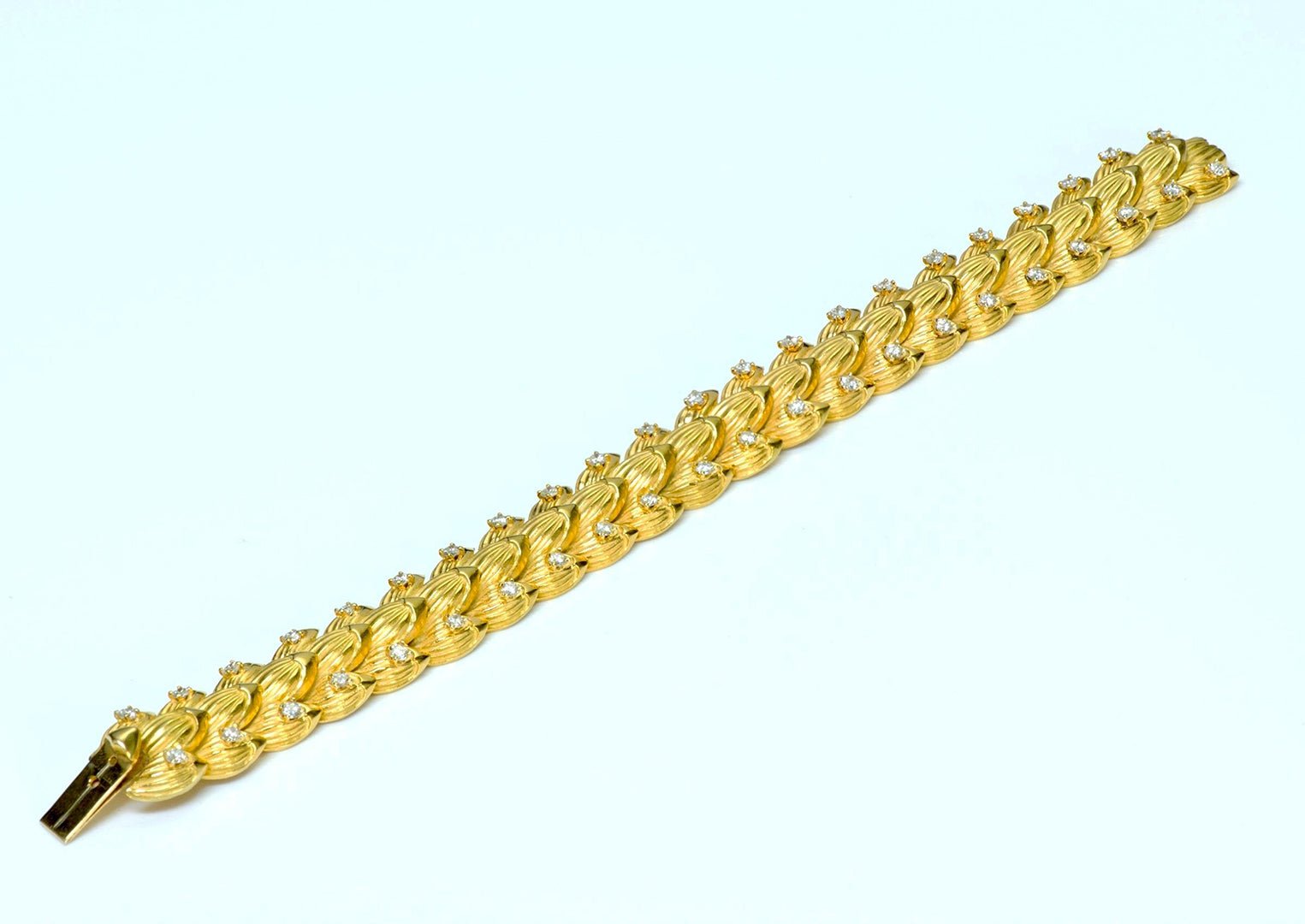 Vintage 18K Yellow Gold Diamond Bracelet