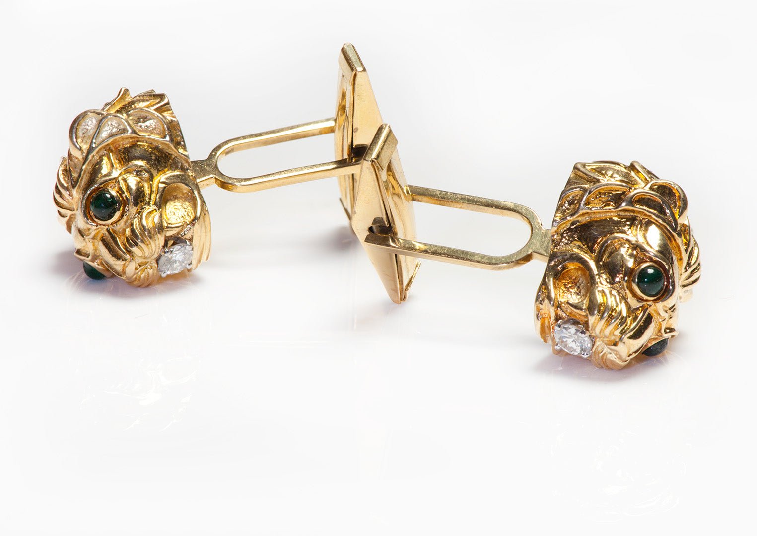 Vintage 18K Yellow Gold Emerald Diamond Lion Cufflinks