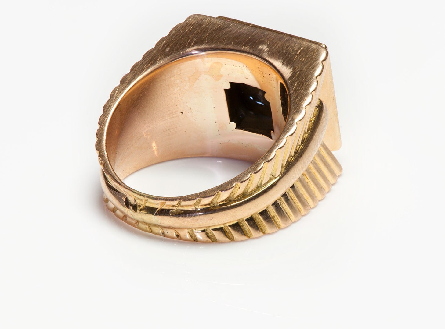 Vintage 18K Yellow Gold Lion Crest Men's Ring