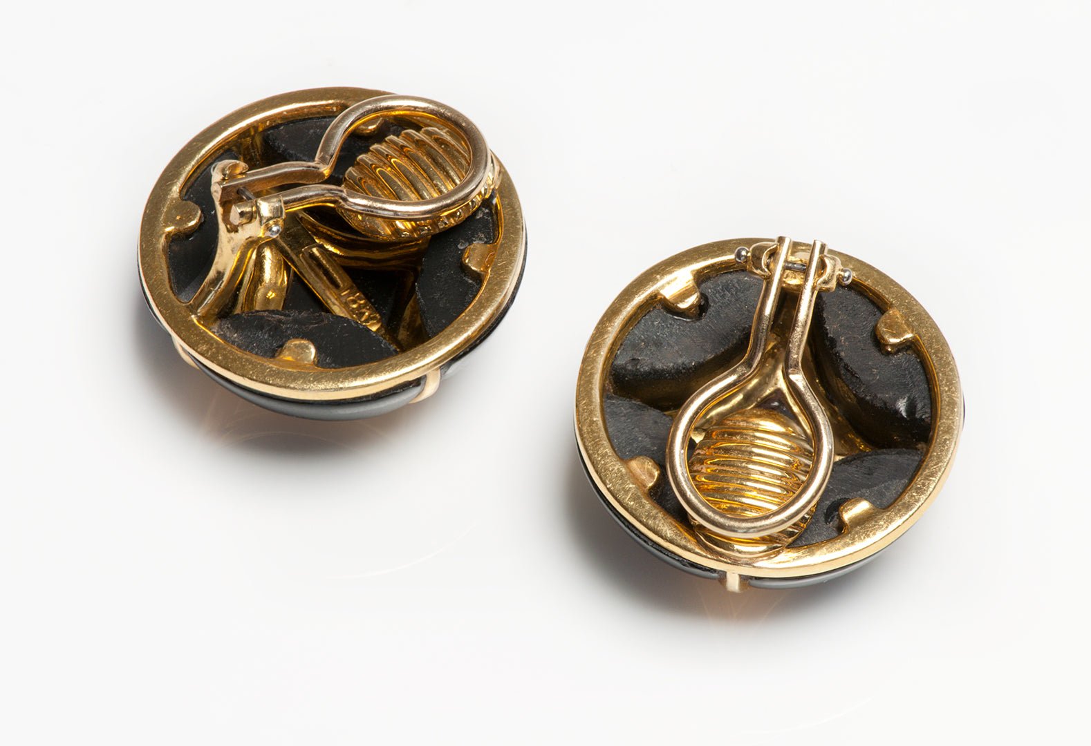 Vintage 18K Yellow Gold Onyx Earrings