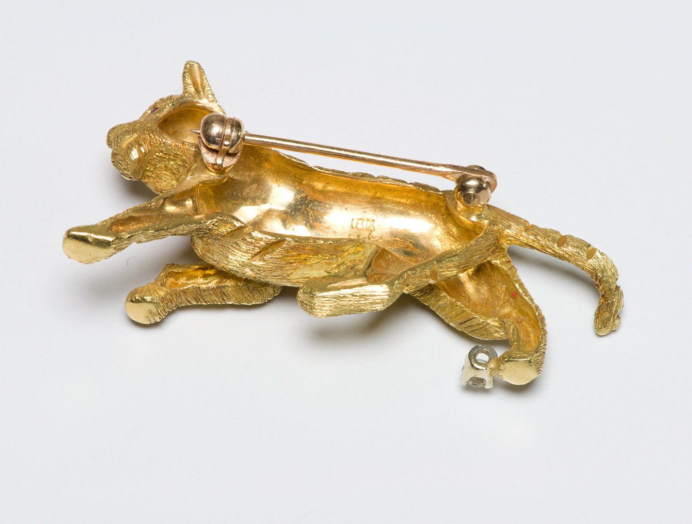 Vintage 18K Yellow Gold Ruby Diamond Tiger Brooch