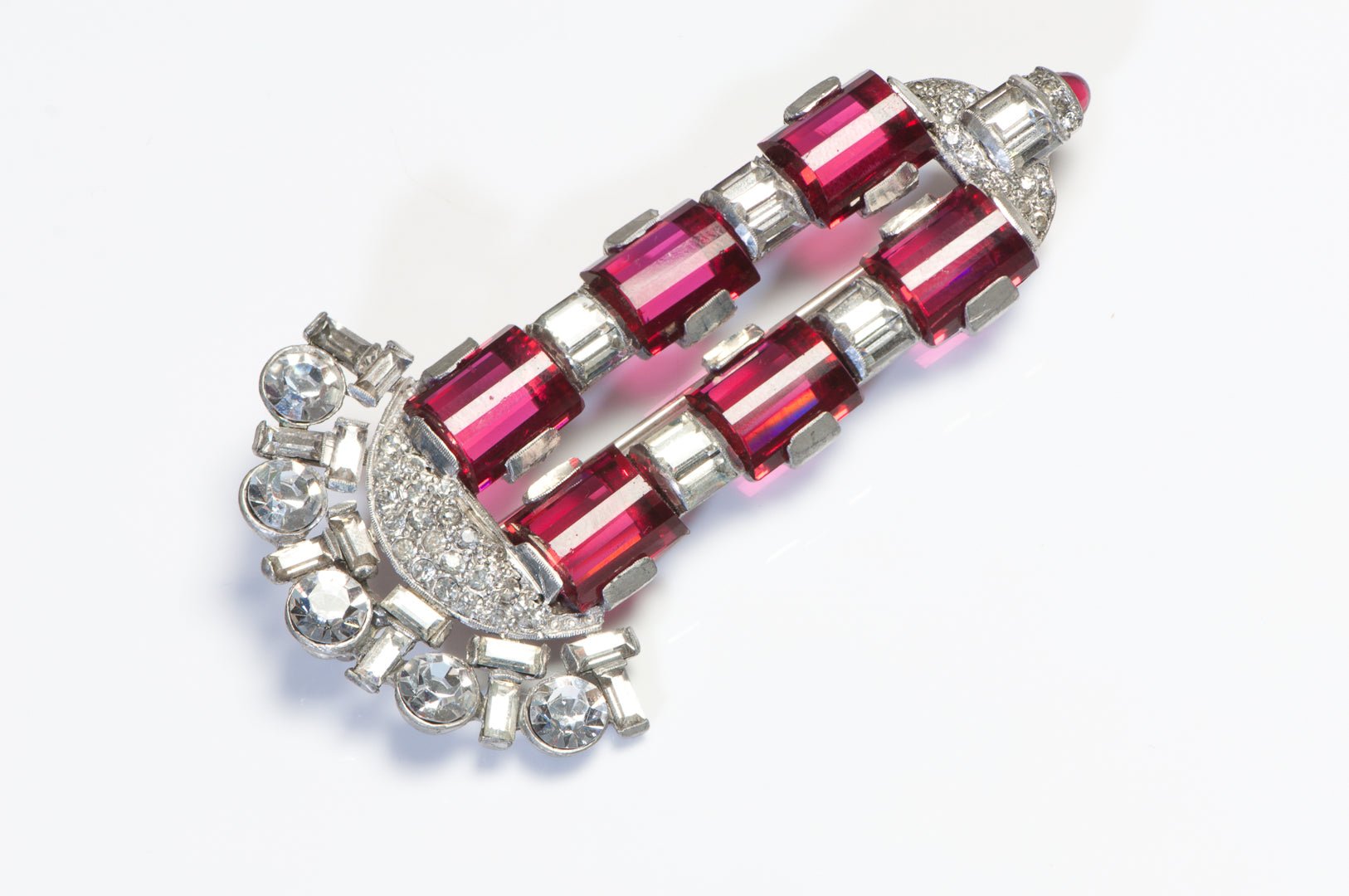 Vintage 1940’s Art Deco Style Red Crystal Pot Metal Brooch