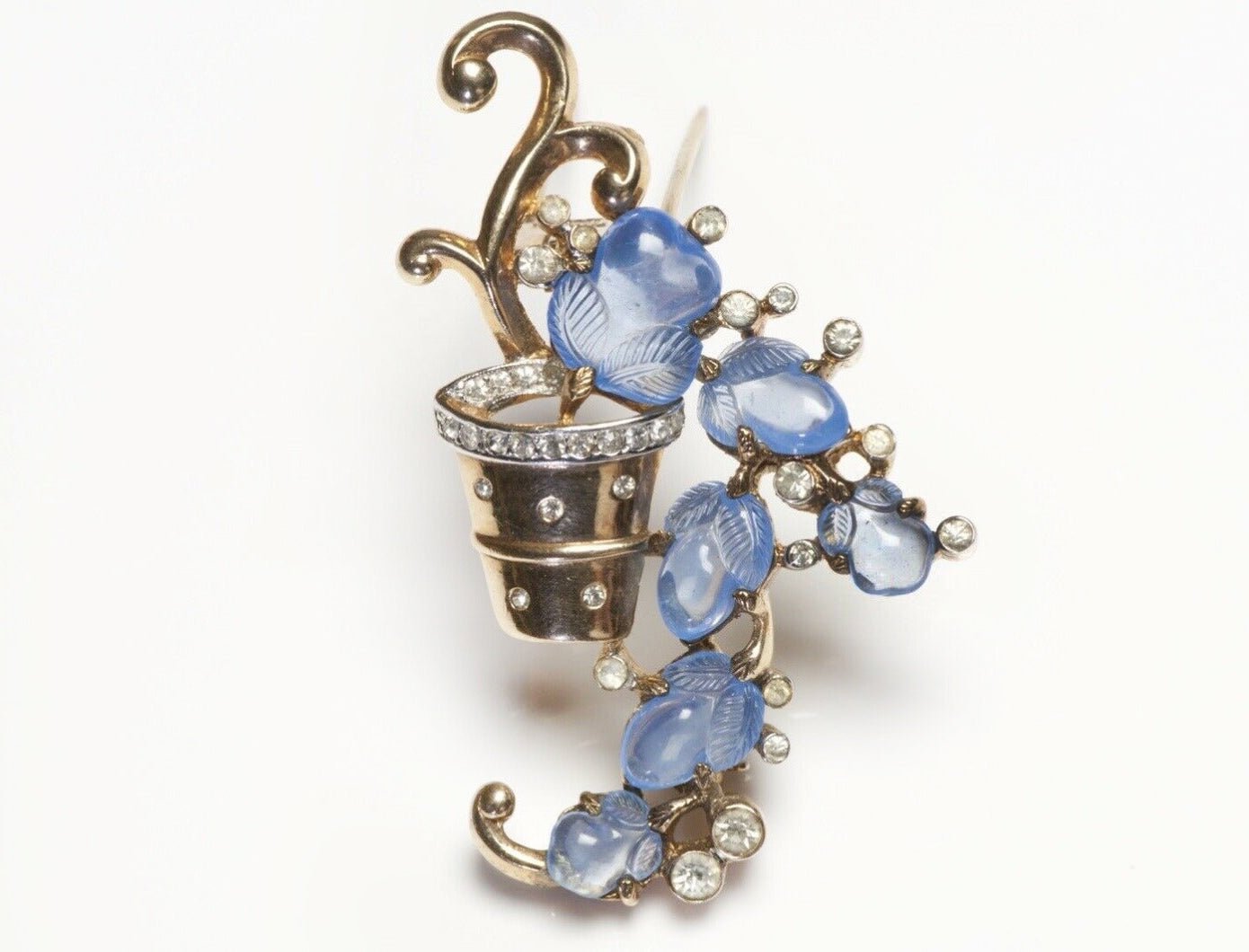 Vintage 1940’s TRIFARI Alfred Philippe Blue Tutti Frutti Crystal Brooch