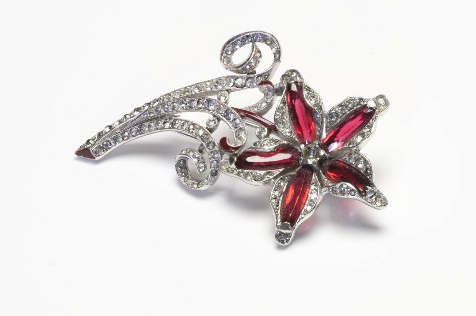Vintage 1940’s TRIFARI Alfred Philippe Red Crystal Flower Brooch