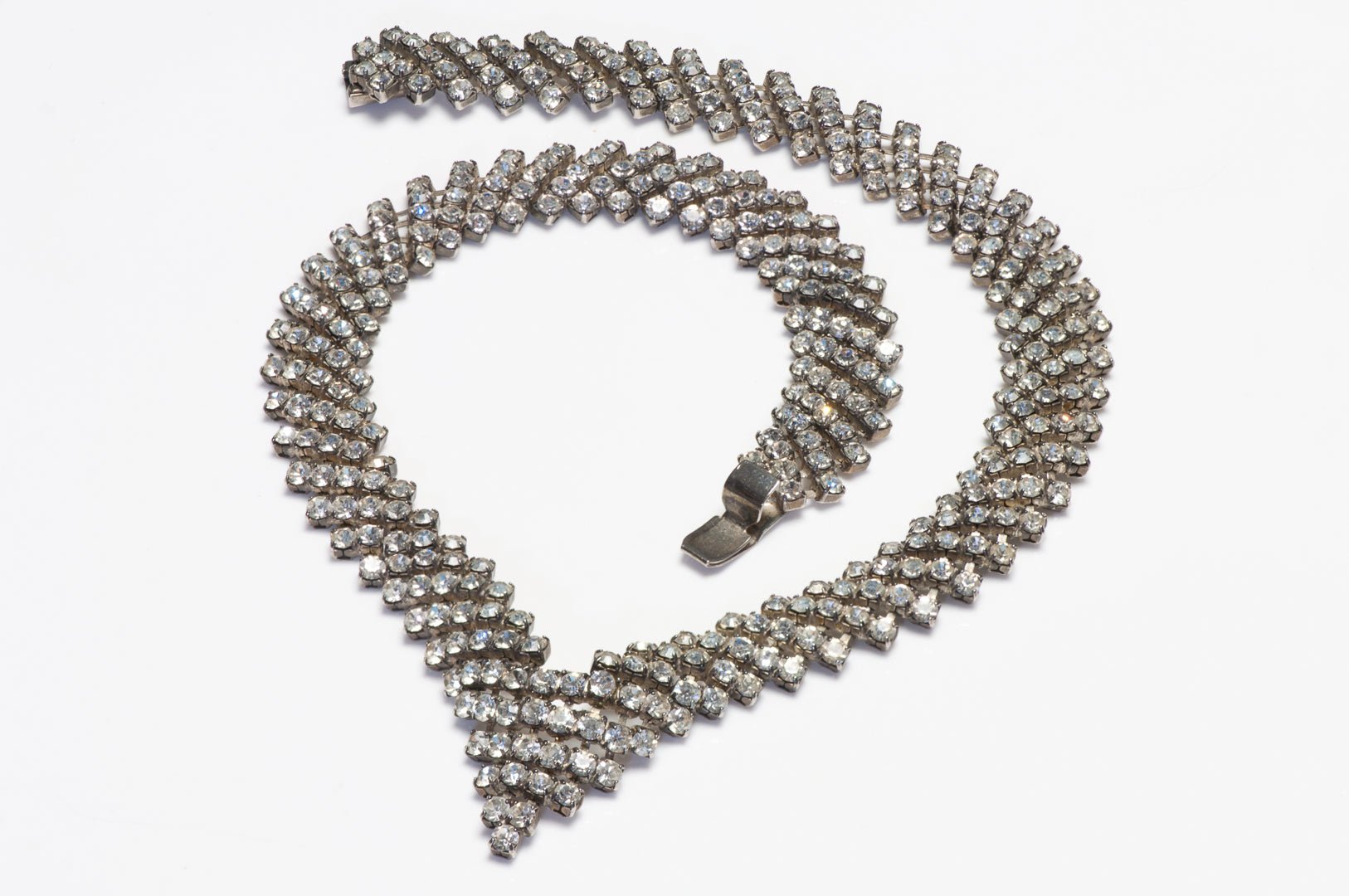 Vintage 1950’s Rhodium Plated Crystal Mesh V Collar Necklace