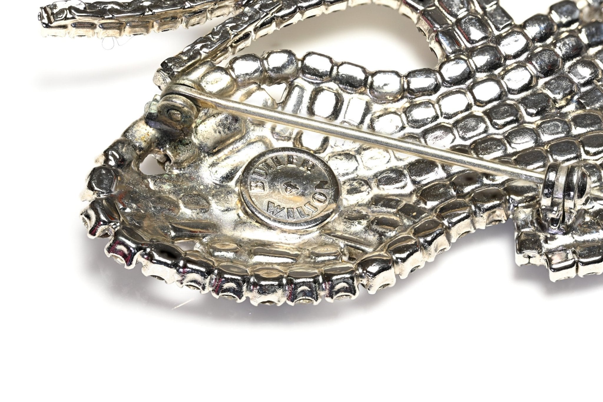 Vintage 1980's Butler & Wilson Large Silver Tone Articulated Crystal Lizard Brooch