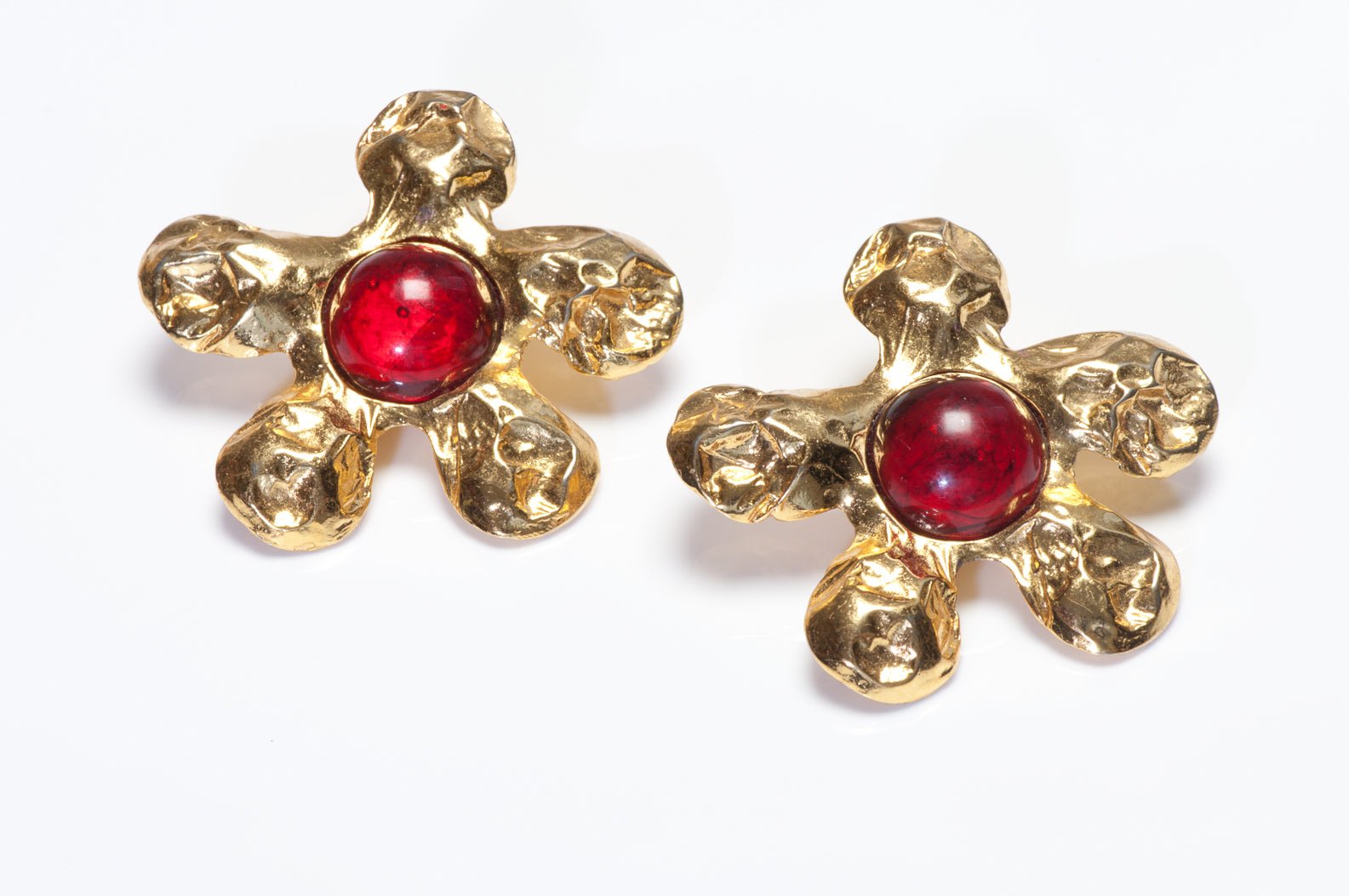 Vintage 1980’s Edouard Rambaud Paris Gold Plated Red Cabochon Flower  Earrings