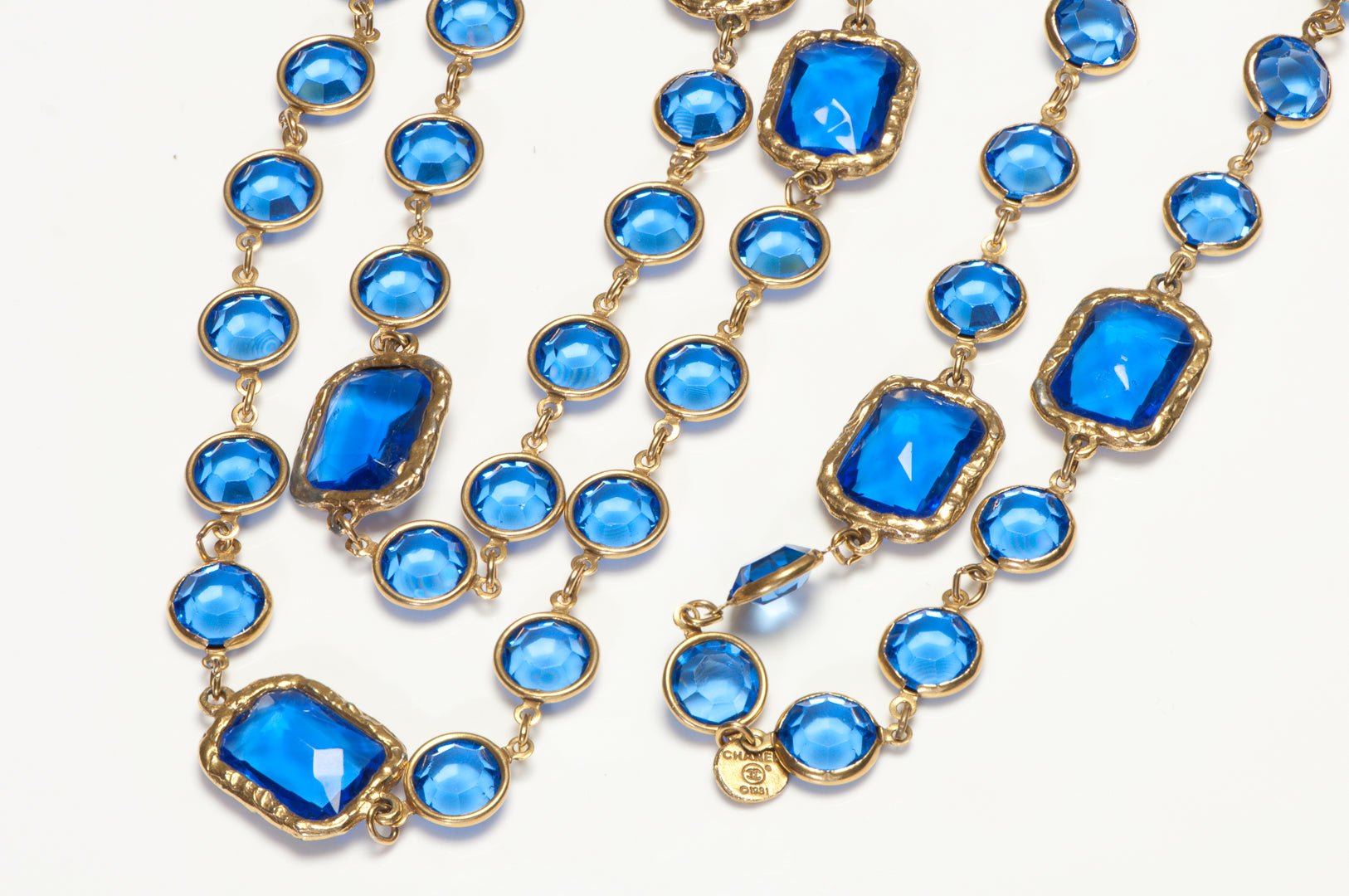Vintage 1981 Chanel Paris Blue Crystal Chiclet Chain Sautoir Necklace