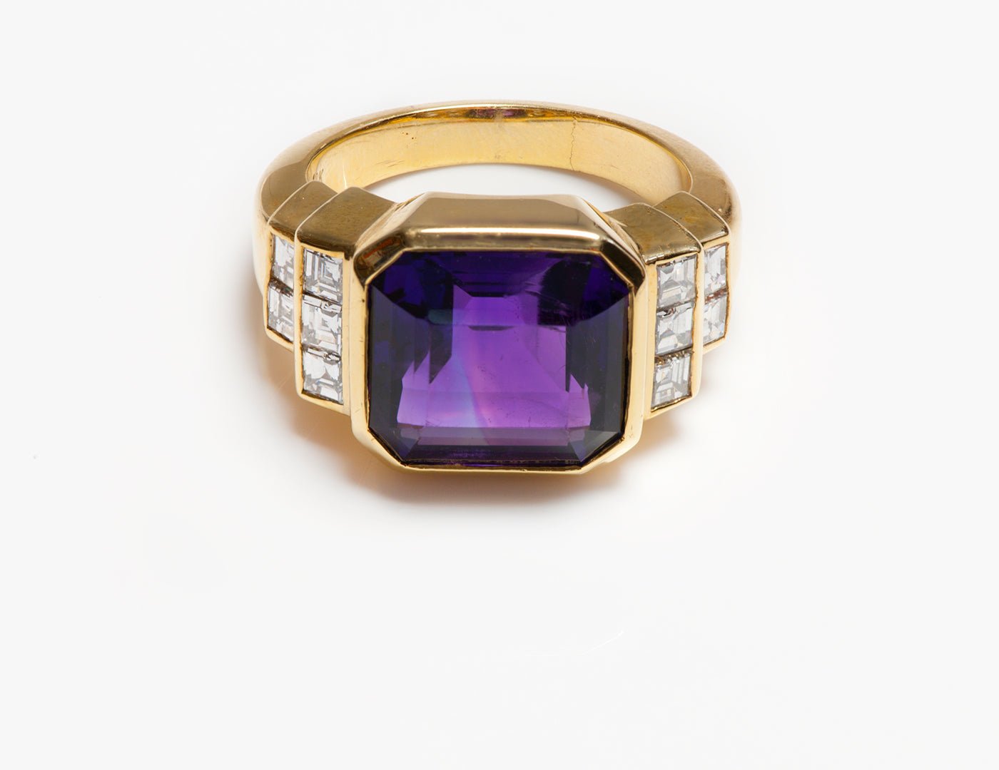 Vintage Amethyst Diamond 18K Yellow Gold Ring