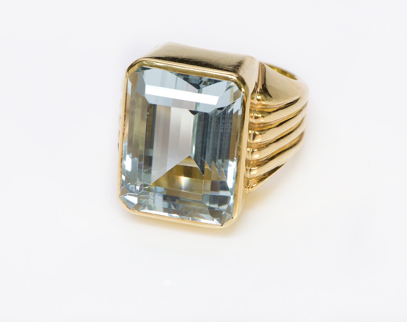 Vintage Aquamarine Gold Ribbed Ring