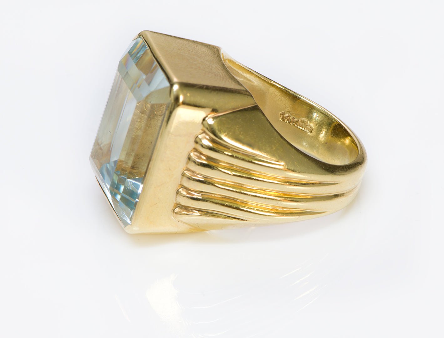 Vintage Aquamarine Gold Ribbed Ring