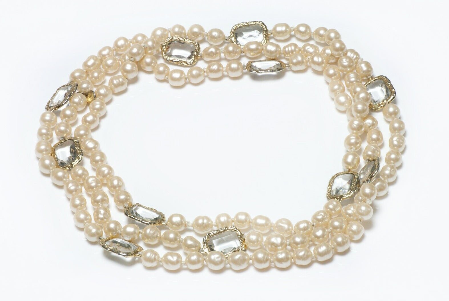 Vintage CHANEL Paris 1981 Pearl Crystal Chiclet Sautoir Necklace