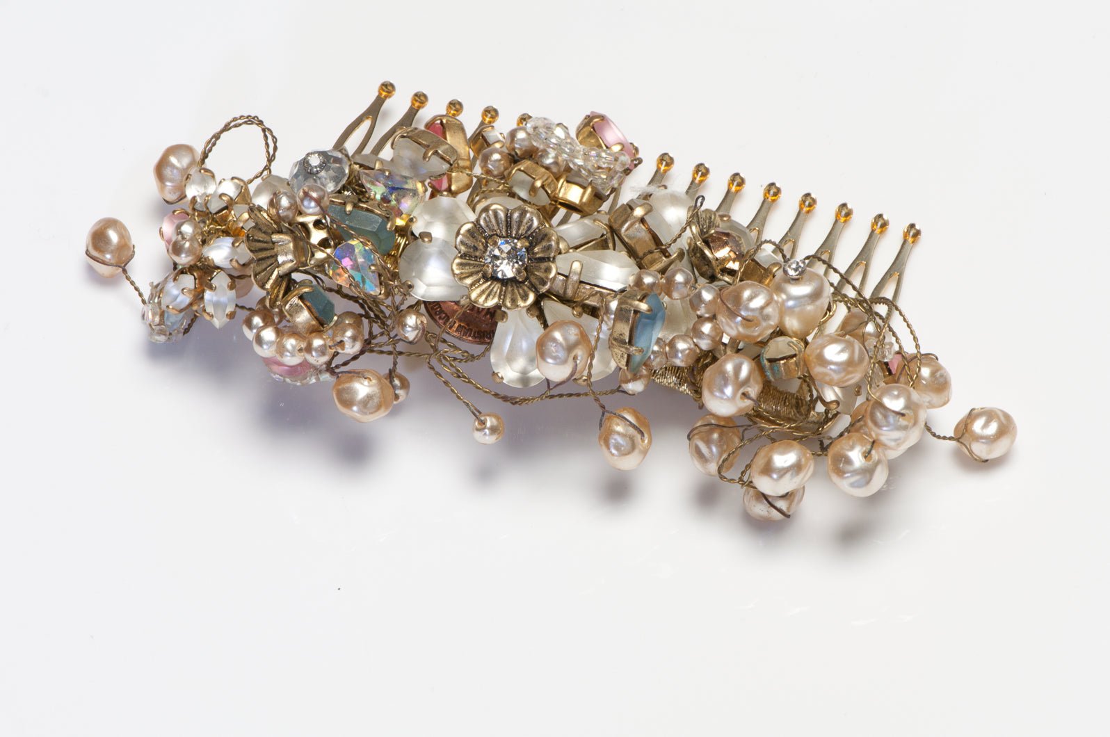 Vintage Christian Mariee Lacroix Couture Pearl Pink Crystal Flower Hair Comb